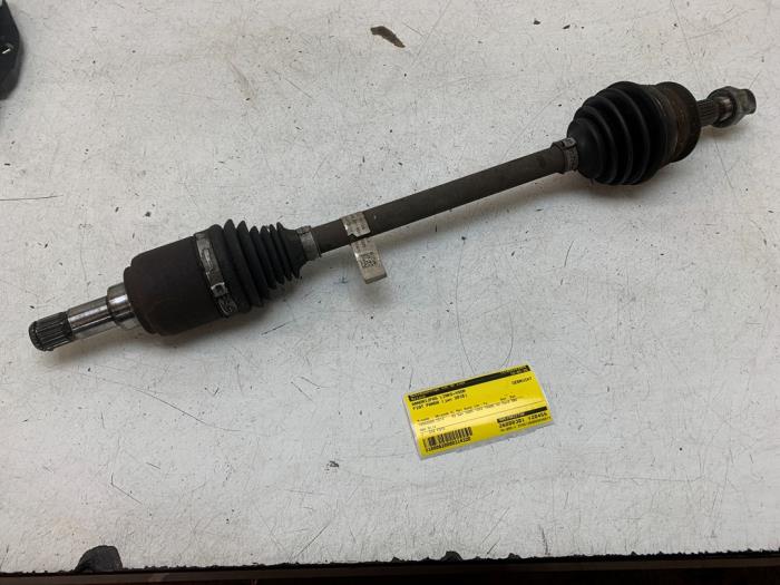 Gebruikte Steekas links-voor Fiat Panda (312) 1.2 69 Prijs € 50,00 Margeregeling aangeboden door Autodemontage van de Laar
