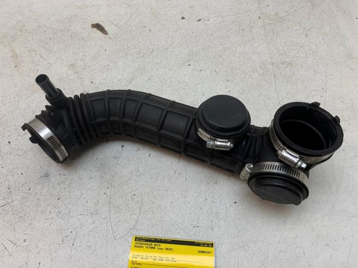 Gebruikte Intercooler Buis Suzuki Vitara (LY/MY) 1.4 S Turbo 16V Prijs € 50,00 Margeregeling aangeboden door Autodemontage van de Laar