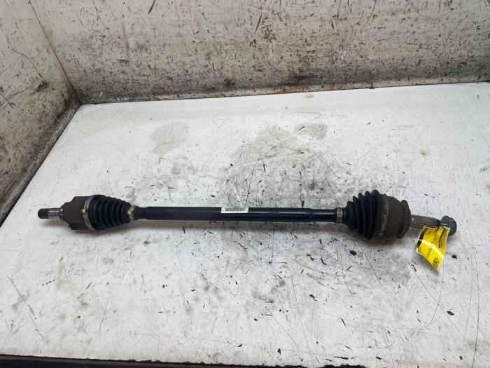 Gebruikte Steekas rechts-voor Volkswagen Up! (121) 1.0 MPI 12V Prijs € 50,00 Margeregeling aangeboden door Autodemontage van de Laar