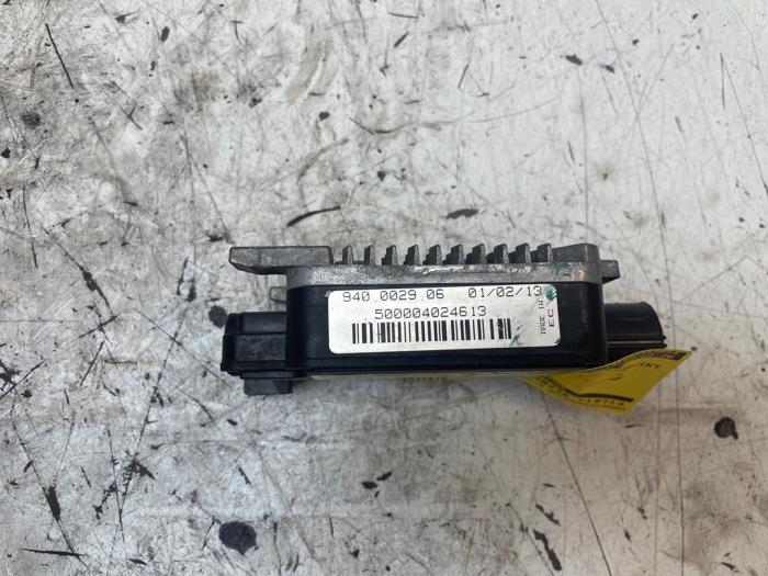 Gebruikte Koelvin module Ford C-Max (DXA) 1.0 Ti-VCT EcoBoost 12V 125 Prijs € 25,00 Margeregeling aangeboden door Autodemontage van de Laar