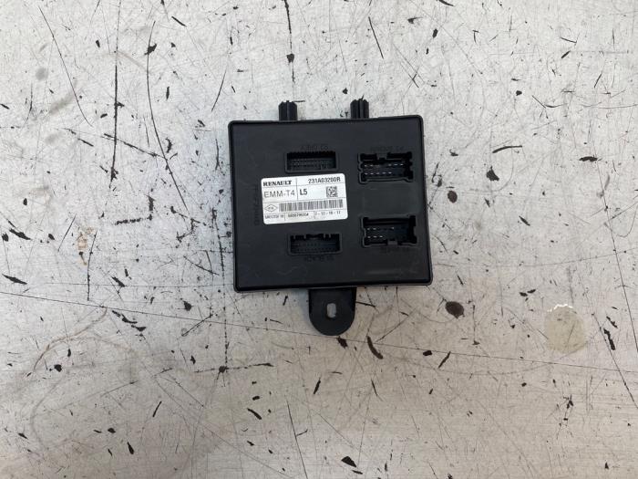 Gebruikte Computer Body Control Renault Clio IV (5R) 1.2 TCE 16V GT EDC Prijs op aanvraag aangeboden door Autodemontage van de Laar