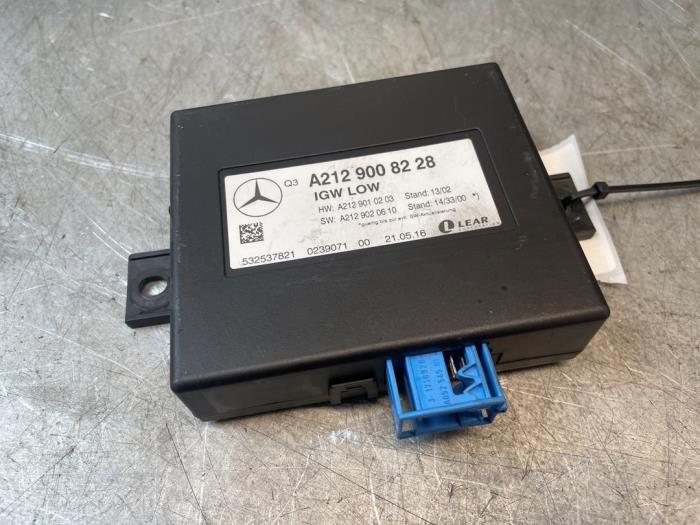 Gebruikte Gateway module Mercedes CLS (C218) 400 3.5 Turbo V6 24V Prijs € 100,00 Margeregeling aangeboden door Autodemontage van de Laar