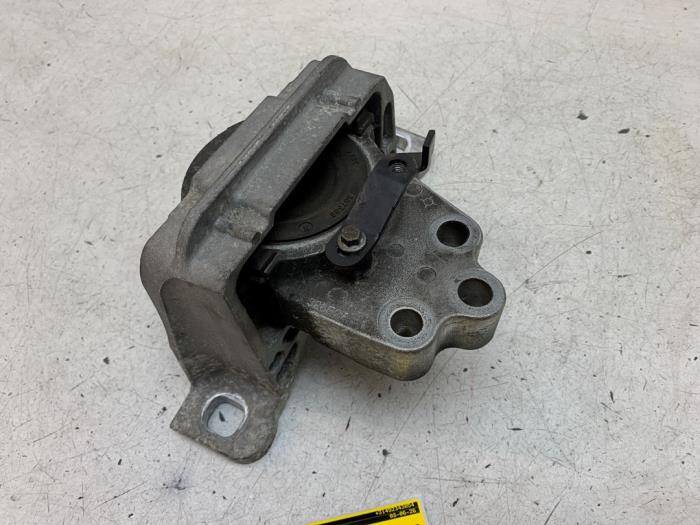 Gebruikte Motorrubber Ford Focus 3 1.0 Ti-VCT EcoBoost 12V 100 Prijs € 25,00 Margeregeling aangeboden door Autodemontage van de Laar