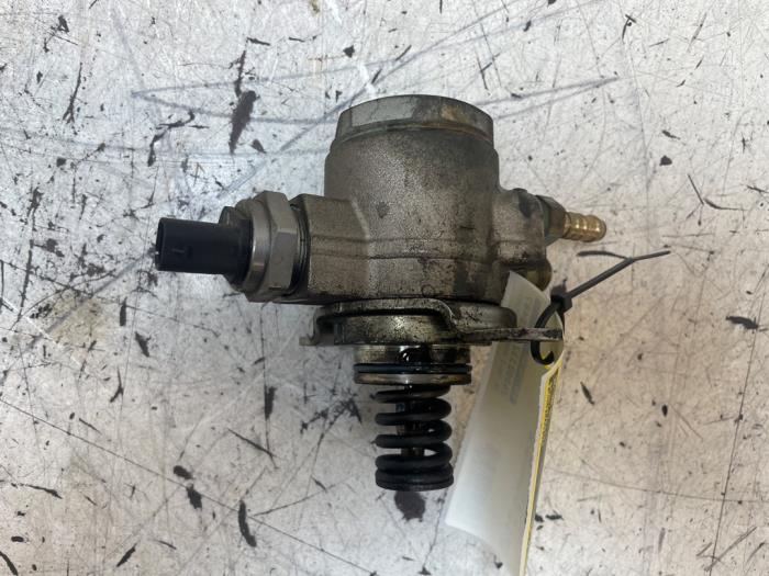 Gebruikte Hogedrukpomp Volkswagen Polo V (6R) 1.2 TSI Prijs op aanvraag aangeboden door Autodemontage van de Laar