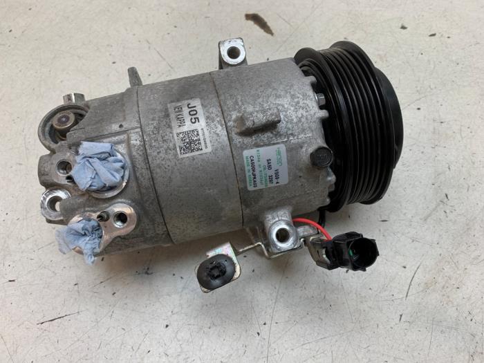 Gebruikte Aircopomp Kia Picanto (JA) 1.0 DPI 12V Prijs € 100,00 Margeregeling aangeboden door Autodemontage van de Laar