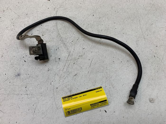 Gebruikte Accu sensor Mercedes A (W176) 1.6 A-180 16V Prijs € 45,00 Margeregeling aangeboden door Autodemontage van de Laar
