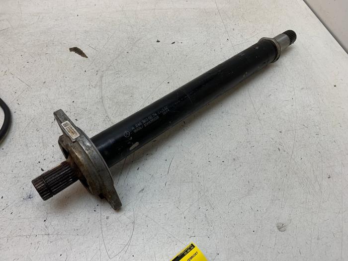 Gebruikte Tussenas Mercedes A (W176) 1.6 A-180 16V Prijs € 50,00 Margeregeling aangeboden door Autodemontage van de Laar