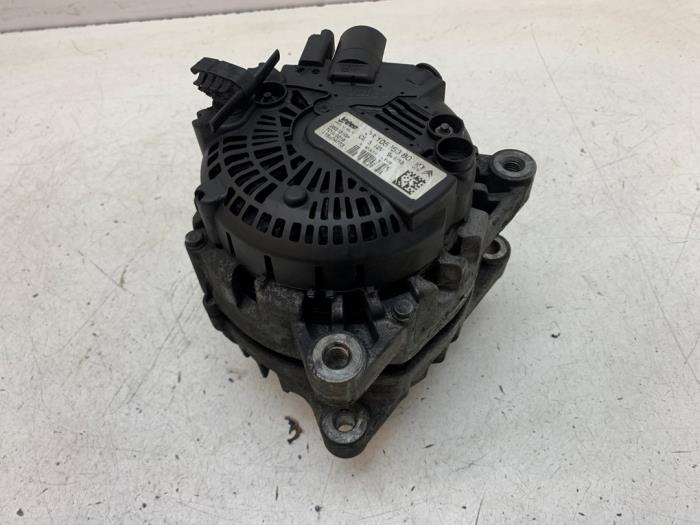 Gebruikte Dynamo Peugeot 308 SW (L4/L9/LC/LJ/LR) 1.6 BlueHDi 120 Prijs op aanvraag aangeboden door Autodemontage van de Laar