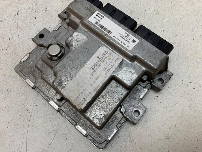 Gebruikte Computer Motormanagement Renault Master III (MA/MB/MC/MD/MH/MF/MG/MH) 2.3 dCi 135 16V FWD Prijs op aanvraag aangeboden door Autodemontage van de Laar