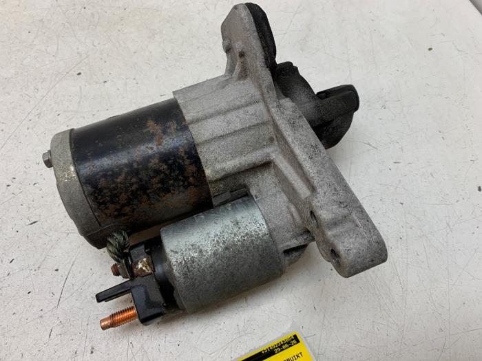 Startmotor Renault Megane IV (RFBB), 2015 1.2 Energy TCE 100, Hatchback, 4Dr, Benzine, 1.198cc, 74kW (101pk), FWD, H5F408; H5FF4, 2015-11, F2MS (Gebruikt)