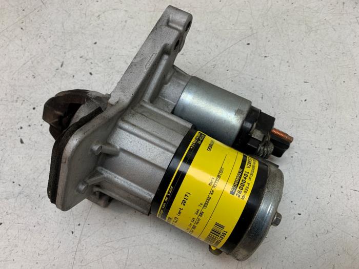 Gebruikte Startmotor Renault Clio IV (5R) 0.9 Energy TCE 90 12V Prijs op aanvraag aangeboden door Autodemontage van de Laar