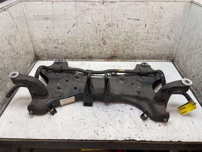 Gebruikte Subframe Kia Niro I (DE) E-Niro 64 kWh Prijs op aanvraag aangeboden door Autodemontage van de Laar