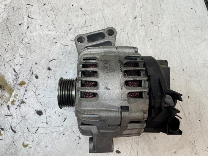 Gebruikte Dynamo Ford Focus 3 Wagon 1.6 Ti-VCT 16V 125 Prijs op aanvraag aangeboden door Autodemontage van de Laar