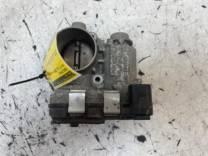 Gebruikte Gasklephuis Volkswagen Up! (121) 1.0 12V 60 Prijs op aanvraag aangeboden door Autodemontage van de Laar