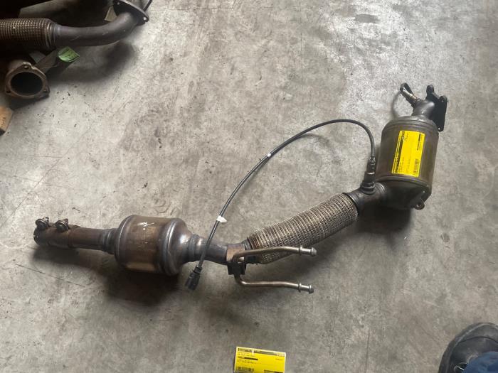 Gebruikte Katalysator Volkswagen Polo VI (AW1) 1.0 MPI 12V Prijs op aanvraag aangeboden door Autodemontage van de Laar