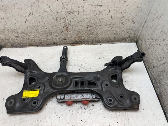 Gebruikte Subframe Volkswagen Polo VI (AW1) 1.0 MPI 12V Prijs op aanvraag aangeboden door Autodemontage van de Laar