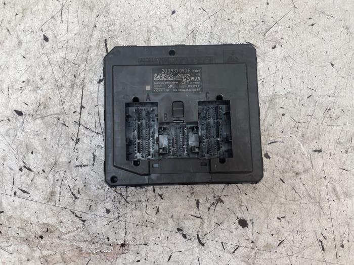 Gebruikte Module Bodycontrol Volkswagen Polo VI (AW1) 1.0 MPI 12V Prijs op aanvraag aangeboden door Autodemontage van de Laar
