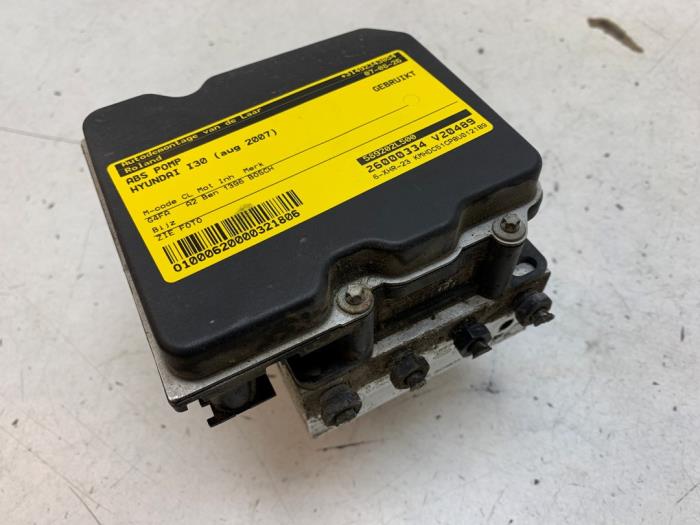Gebruikte ABS Pomp Hyundai i30 (FD) 1.4 CVVT 16V Prijs op aanvraag aangeboden door Autodemontage van de Laar
