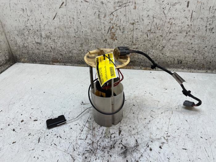 Gebruikte Tank element Pomp Renault Master III (MA/MB/MC/MD/MH/MF/MG/MH) 2.3 dCi 135 16V FWD Prijs € 100,00 Margeregeling aangeboden door Autodemontage van de Laar