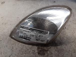 Gebruikte Richtingaanwijzer rechts Renault Megane Scénic (JA) 2.0 RT Prijs € 10,00 Margeregeling aangeboden door Autodemontage van de Laar