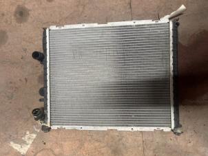 Gebruikte Radiateur Renault Kangoo (KC) 1.4 Prijs € 25,00 Margeregeling aangeboden door Autodemontage van de Laar
