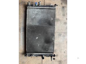 Gebruikte Radiateur Opel Vectra B (36) 2.0 16V Ecotec Prijs € 25,00 Margeregeling aangeboden door Autodemontage van de Laar