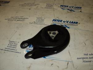 Gebruikte Motorrubber Ford Focus 2 Wagon 1.6 TDCi 16V 90 Prijs € 25,00 Margeregeling aangeboden door Autodemontage van de Laar