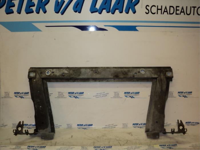 Gebruikte Subframe Renault Megane II (BM/CM) 1.9 dCi 120 Prijs € 70,00 Margeregeling aangeboden door Autodemontage van de Laar