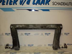 Gebruikte Subframe Renault Megane II (BM/CM) 1.9 dCi 120 Prijs € 70,00 Margeregeling aangeboden door Autodemontage van de Laar