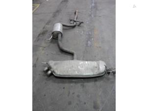 Gebruikte Uitlaat Einddemper Volkswagen Touran (1T1/T2) 2.0 TDI 16V 140 Prijs € 80,00 Margeregeling aangeboden door Autodemontage van de Laar