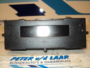Gebruikte Display Interieur Renault Clio III (BR/CR) 1.5 dCi 85 Prijs € 40,00 Margeregeling aangeboden door Autodemontage van de Laar