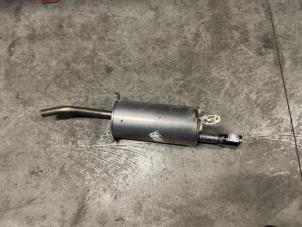 Gebruikte Uitlaat Einddemper Dacia Sandero I (BS) 1.6 Prijs € 50,00 Margeregeling aangeboden door Autodemontage van de Laar