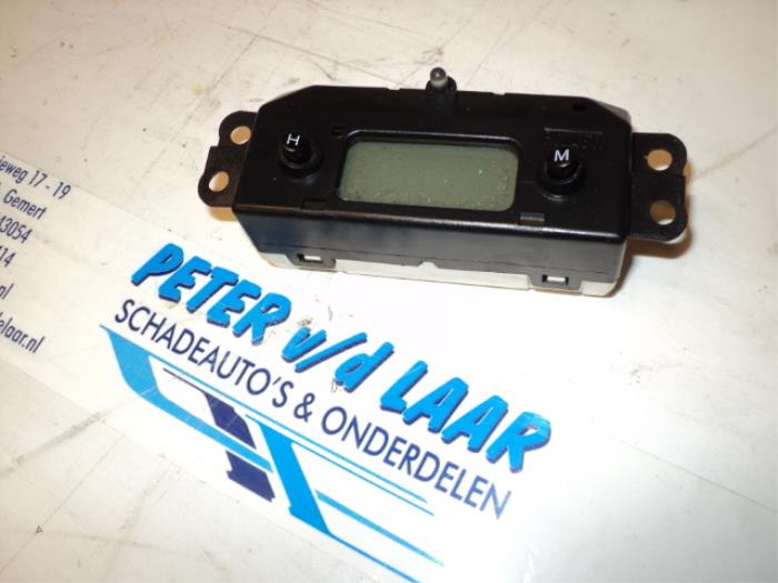 Gebruikte Display Interieur Ford Focus 1 Wagon 1.8 TDdi Prijs € 30,00 Margeregeling aangeboden door Autodemontage van de Laar