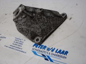 Gebruikte Motorrubber Audi A8 (D2) 4.2 V8 40V Quattro Prijs € 20,00 Margeregeling aangeboden door Autodemontage van de Laar