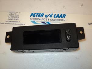 Gebruikte Display Interieur Opel Astra G (F70) 1.7 DTI 16V Eco4 Prijs € 15,00 Margeregeling aangeboden door Autodemontage van de Laar