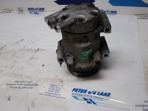 Gebruikte Pomp Airco Renault Twingo (C06) 1.2 Prijs € 75,00 Margeregeling aangeboden door Autodemontage van de Laar