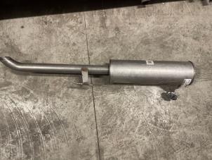 Gebruikte Uitlaat Einddemper Renault Master III (JV) 2.3 dCi 16V 150 Prijs € 50,00 Margeregeling aangeboden door Autodemontage van de Laar