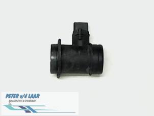 Gebruikte Luchtmassameter Volkswagen LT II 2.5 TDi Prijs € 70,00 Margeregeling aangeboden door Autodemontage van de Laar