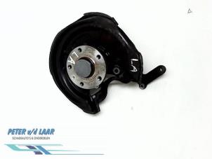 Gebruikte Fusee links-achter Seat Altea (5P1) 2.0 TDI 16V Prijs € 70,00 Margeregeling aangeboden door Autodemontage van de Laar