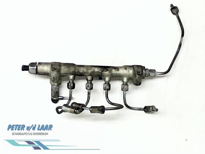 Gebruikte Common rail (Injectie) Opel Astra H SW (L35) 1.7 CDTi 16V Prijs € 70,00 Margeregeling aangeboden door Autodemontage van de Laar