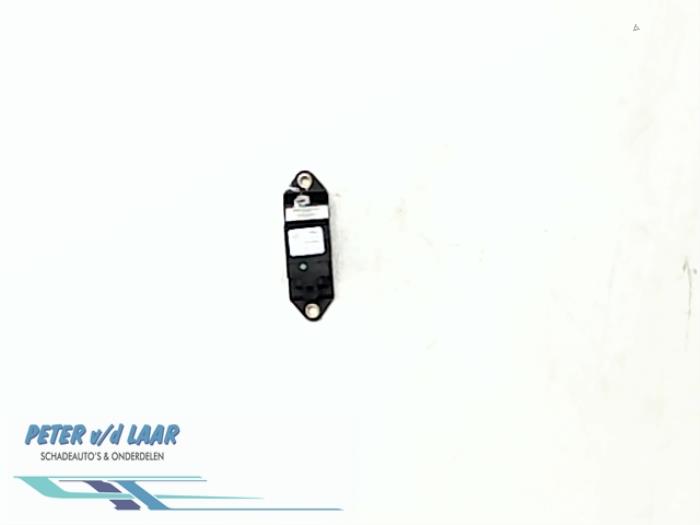 Airbag Sensor van een Fiat Punto II (188) 1.2 60 S 2000
