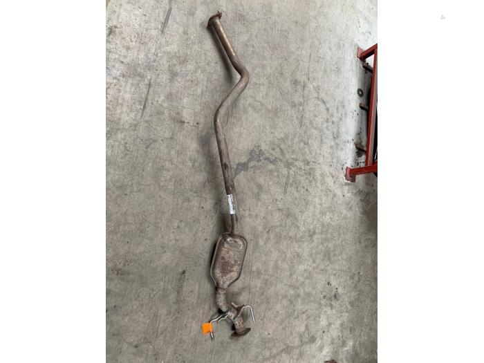 Gebruikte Uitlaat Middendemper Renault Kangoo (KC) 1.6 16V 4x4 Prijs € 30,00 Margeregeling aangeboden door Autodemontage van de Laar