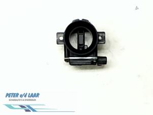 Gebruikte Luchtmassameter Ford Focus 1 Wagon 1.6 16V Prijs € 50,00 Margeregeling aangeboden door Autodemontage van de Laar