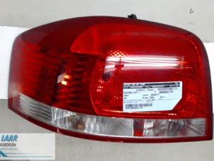 Gebruikte Achterlicht links Audi A3 (8P1) 1.6 Prijs € 35,00 Margeregeling aangeboden door Autodemontage van de Laar