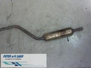 Gebruikte Uitlaat Middendemper Renault Laguna II (BG) 1.8 16V Prijs € 30,00 Margeregeling aangeboden door Autodemontage van de Laar