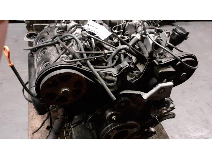 Motor van een Audi A6 Avant (C5) 2.5 TDI V6 24V 1999