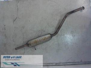 Gebruikte Uitlaat Middendemper Renault Laguna II Grandtour (KG) 1.8 16V Prijs € 30,00 Margeregeling aangeboden door Autodemontage van de Laar