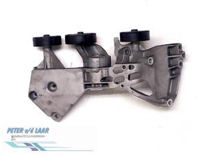 Gebruikte Motorsteun Mercedes A (W168) 1.9 A-190 Prijs € 35,00 Margeregeling aangeboden door Autodemontage van de Laar