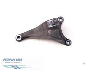 Gebruikte Motorrubber Ford Mondeo III Wagon 2.0 TDCi/TDDi 115 16V Prijs € 25,00 Margeregeling aangeboden door Autodemontage van de Laar