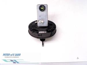 Gebruikte Rembol Renault Trafic New (JL) 2.0 dCi 16V 90 Prijs € 100,00 Margeregeling aangeboden door Autodemontage van de Laar